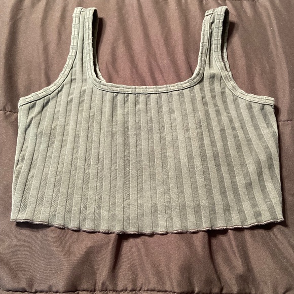 OFFLINE by Aerie Gray Cropped Tank Size Medium - Picture 1 of 6